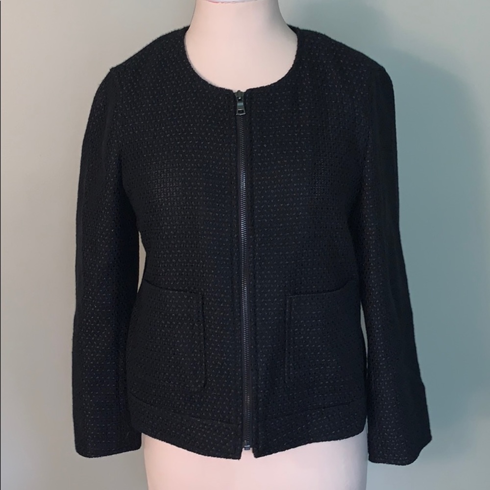 Chic Cropped Blazer